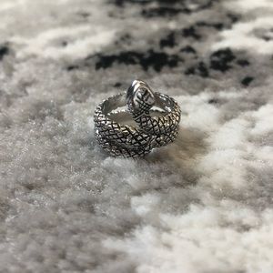 Snake ring